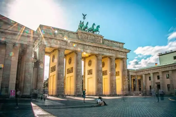 Sie sucht ihn Berlin