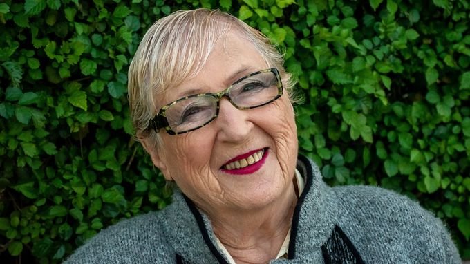 Einsame Frauen